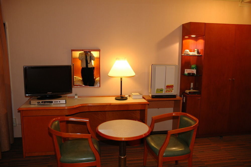 Takamatsu Terminal Hotel Екстериор снимка